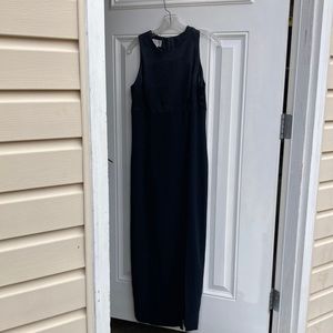 Elegant Long Black Gown, size 6